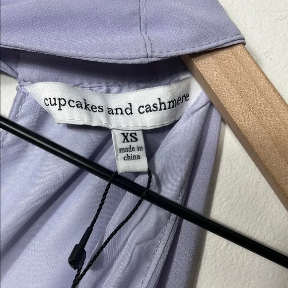 Lavender Sleeveless Dress - Picture 3 of 10